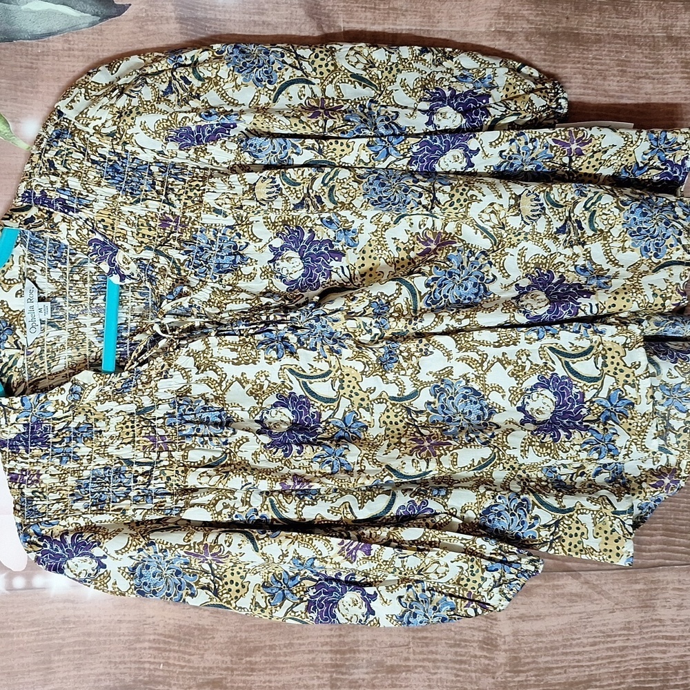 OPHELIA ROE BLOUSE SIZE MEDIUM NWT